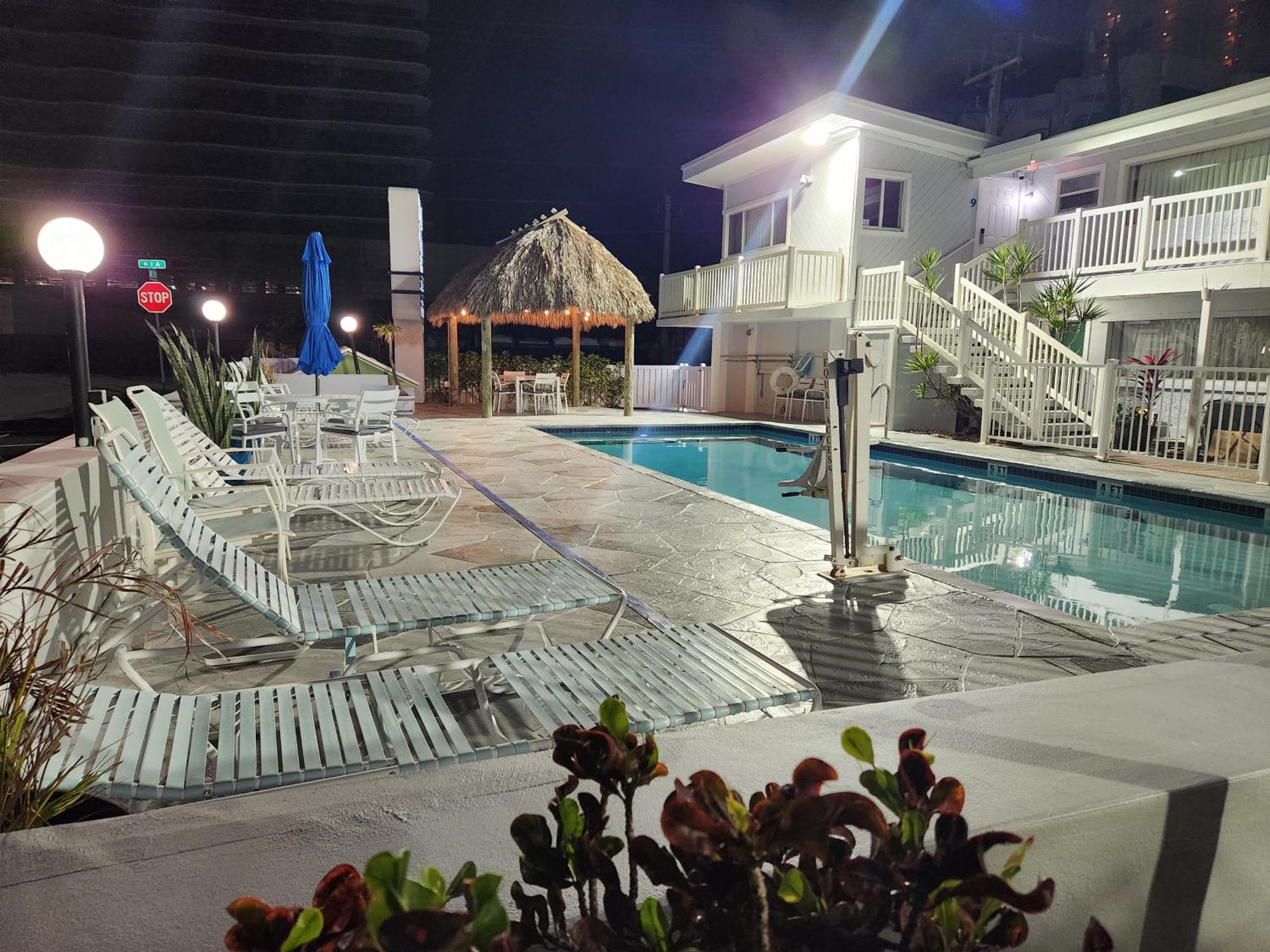 The Palms On Ocean Motel Pompano Beach Exterior photo